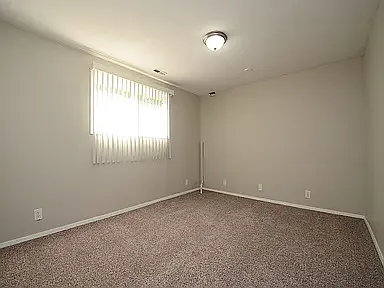 818 Evergreen Ave — Photo 8