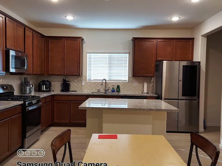 121 W Seaside Dr — Photo 6