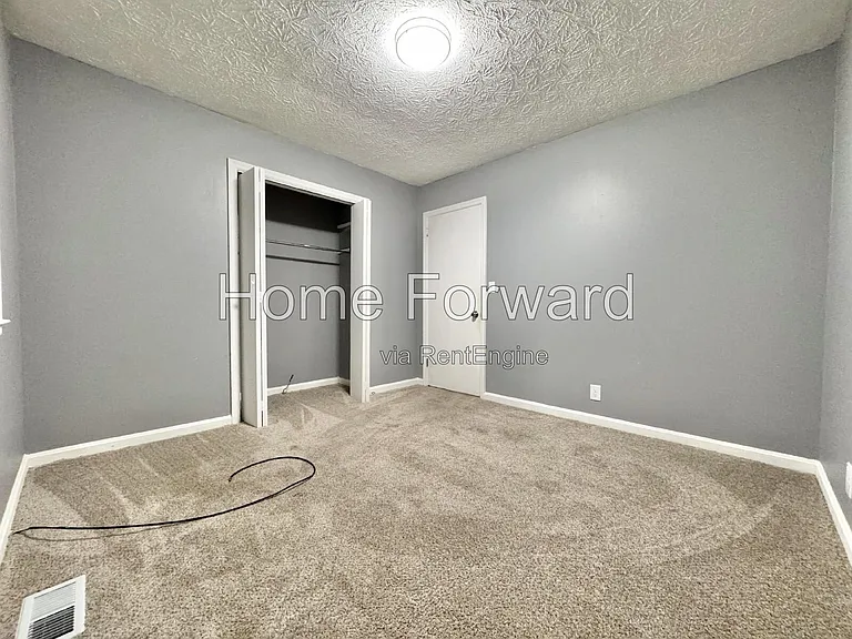 1720 Traveller Rd — Photo 7