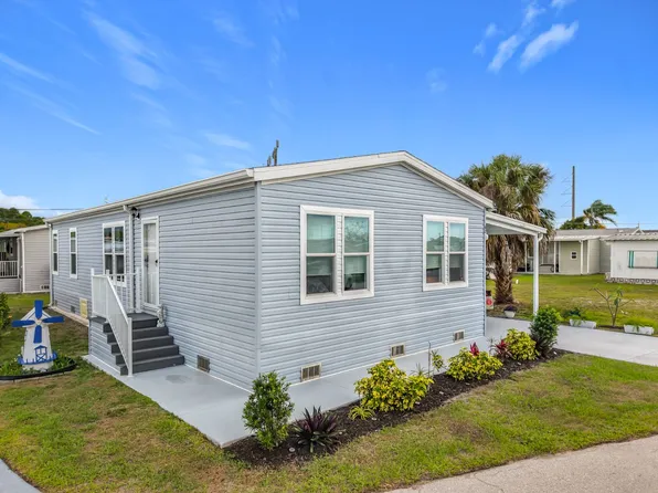 62 Bern Dr, North Fort Myers, FL 33903