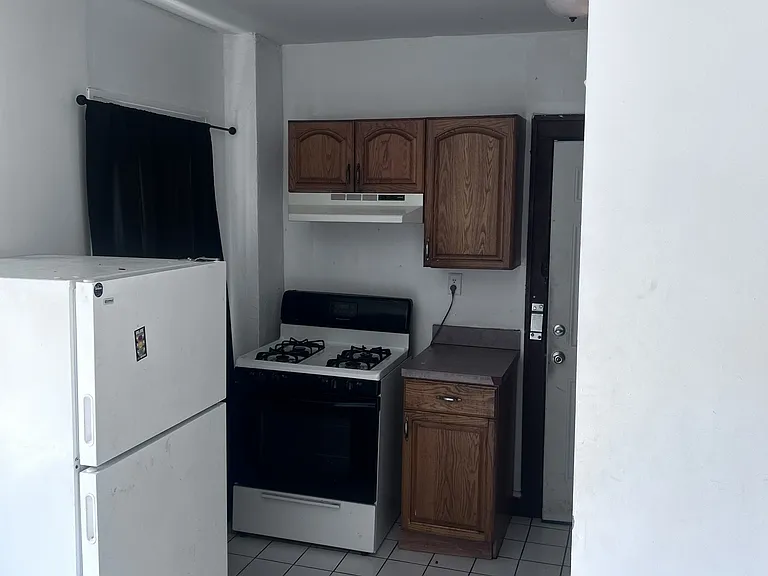 7221 Lorain Ave #1 — Photo 3
