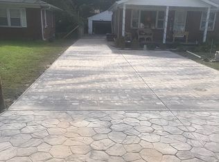 3230 New Lynnview Dr, Louisville, KY