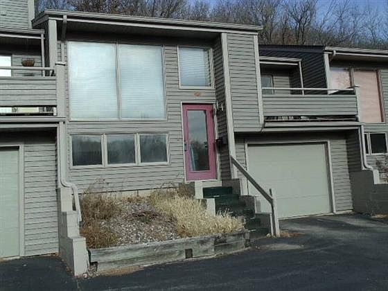1st image of 216 Pleasant Hill Dr