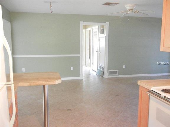 4th image of 4039 Prudence Cir
