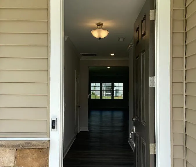 1612 Tavel House Ln — Photo 2