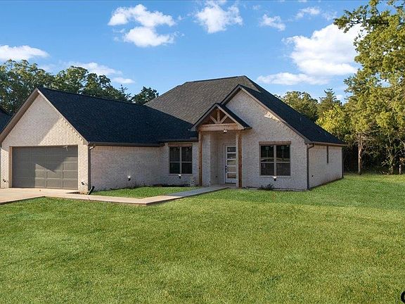 2nd image of 19454 Cedarpark Pl