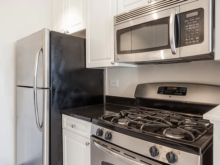 182 E 95th St #29C — Photo 5