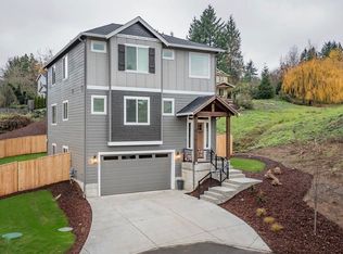 4036 NE Everett St, Camas, WA 98607