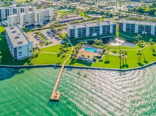 200 Intracoastal Pl APT 504, Tequesta, FL 33469