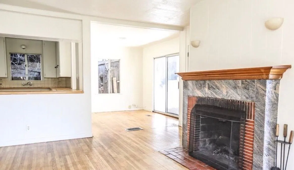 2 bed, 1.0 bath, 998 sqft, $5,500 — Photo 1