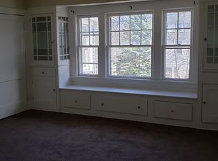 3326 E Overlook Rd APT 2, Cleveland, OH 44118