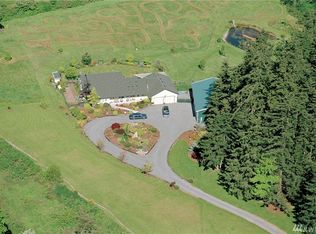 1077 Terry Heights Ln, Camano Island, WA 98282