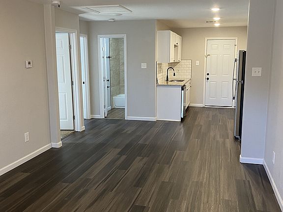 2nd image of 505 NE 19th St #505