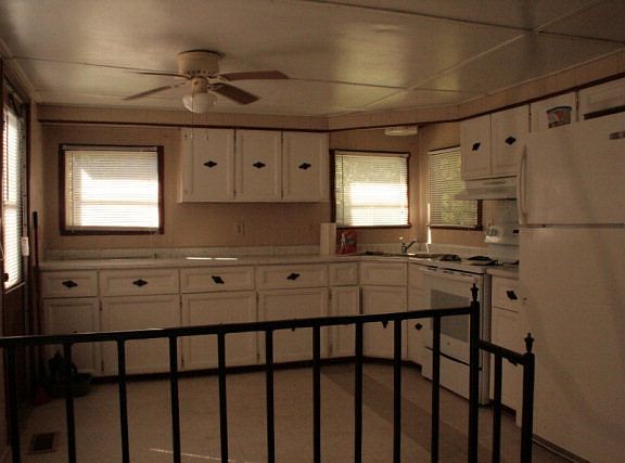 3rd image of 184&192 Oyster Cir