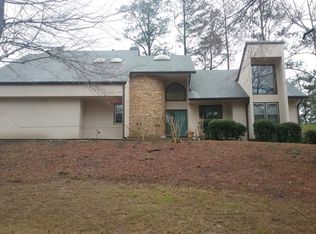 5021 Carriage Lakes Dr NE, Roswell, GA 30075