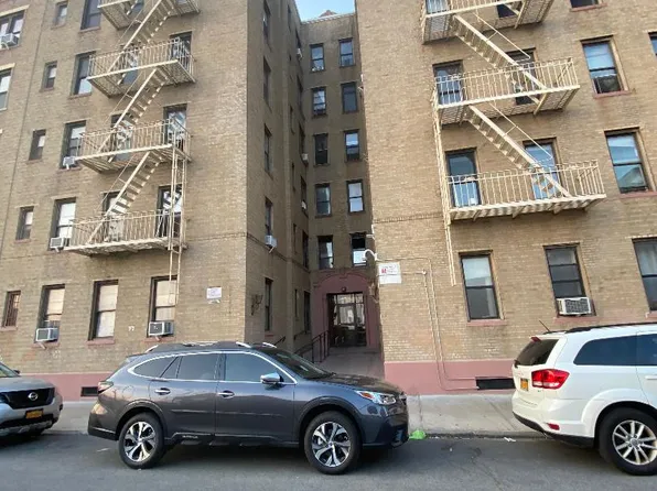 313 Brightwater Court image 1 of 10