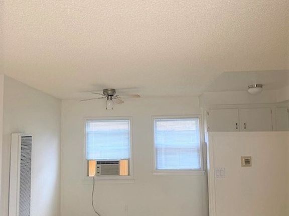 3rd image of 5013 Genevieve Ave