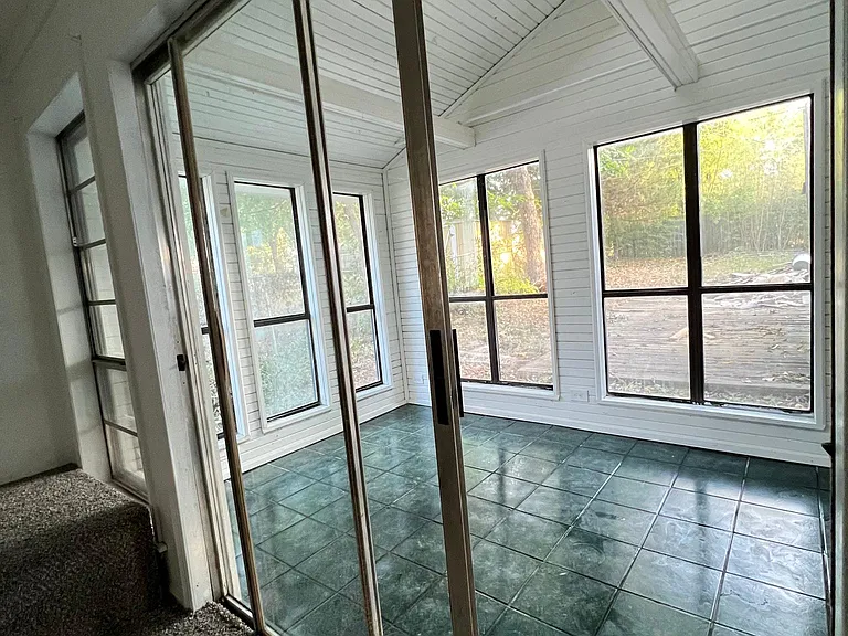 1215 E Whittaker St — Photo 24