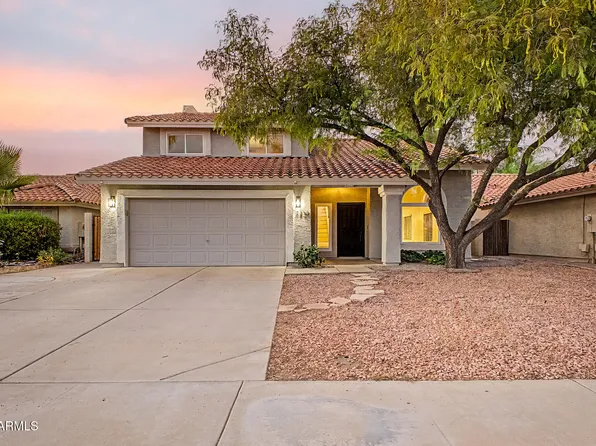 4236 E AMBERWOOD Drive, Phoenix, AZ 85048