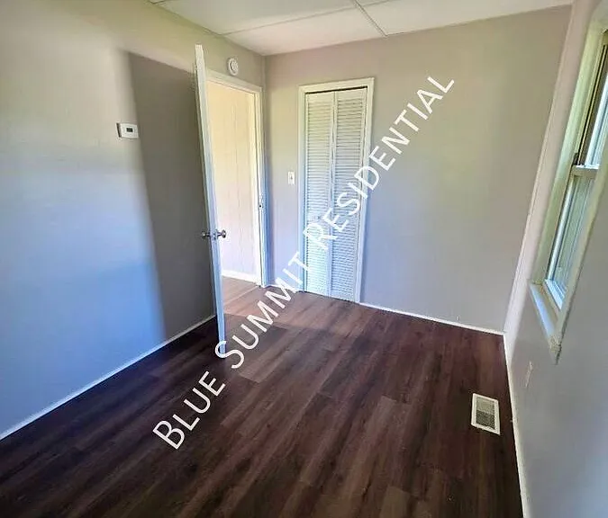 1151 Seminole Ave — Photo 10