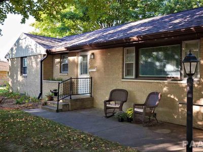 117 Tiezzi Ln, Washington, IL, 61571