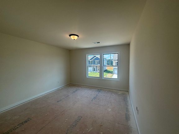 4th image of 2028 Halton Oaks Dr