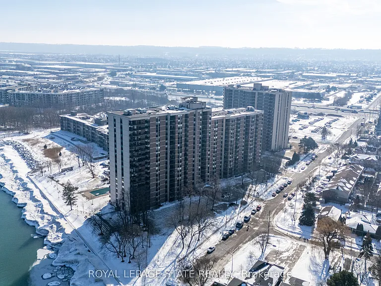 500 Green Rd #1218 — Photo 36