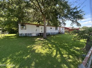 104 Seahawk Ct, Grandy, NC 27939