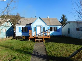 540 2nd Ave, Powers, OR 97466