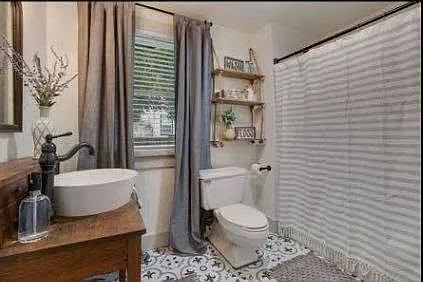 610 Bohlmann Ave — Photo 16
