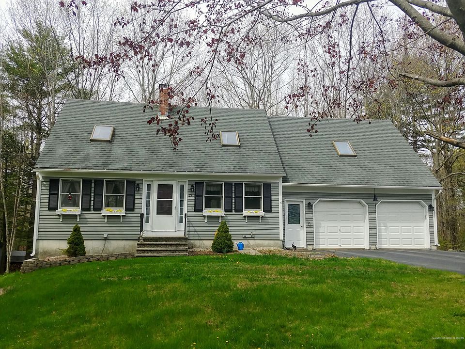 2nd image of 26 Oak Ridge Dr