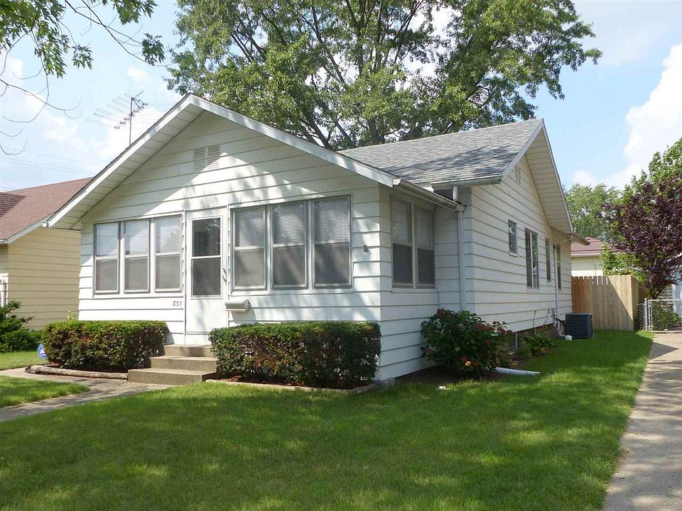 1st image of 837 S 32nd St
