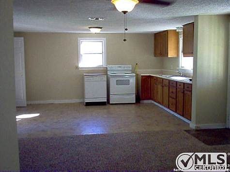 5th image of 513 S Plant Ave