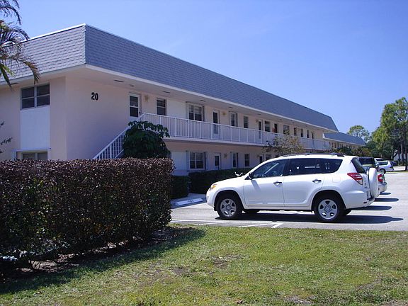 2nd image of 18081 SE Country Club Dr #21205