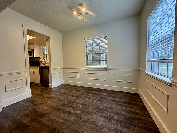 Dining area leading to the kitchen