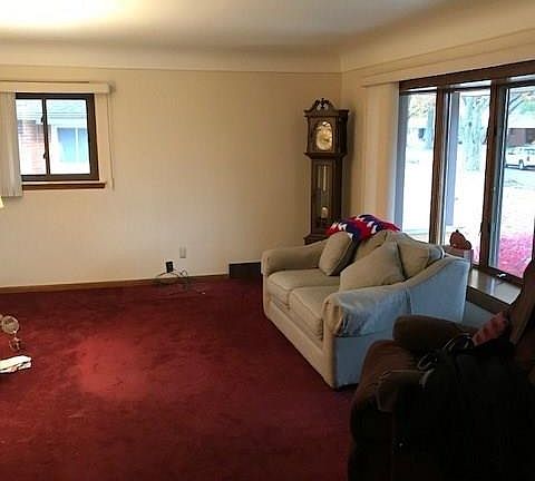 4th image of 24920 Princeton St