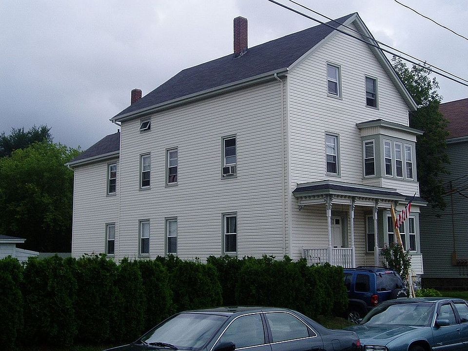 2 family not 3, 2nd fl town house style 2003