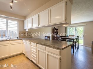 6030 SW 174th Ave, Beaverton, OR 97007