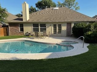 1703 Nightingale Ln, Corinth, TX 76210