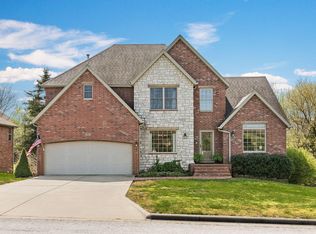 2116 E Hawkins Ct, Ozark, MO 65721