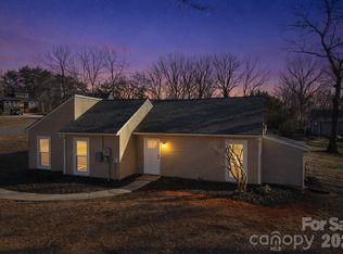 1878 Thoreau Ct, Connelly Springs, NC 28612