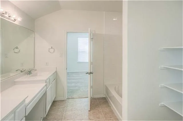 8410 Green Paseo Pl — Photo 19