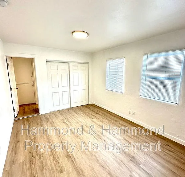 5854 Tujunga Ave #2 — Photo 14