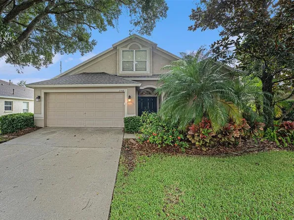 2708 Valencia Grove Dr, Valrico, FL 33596