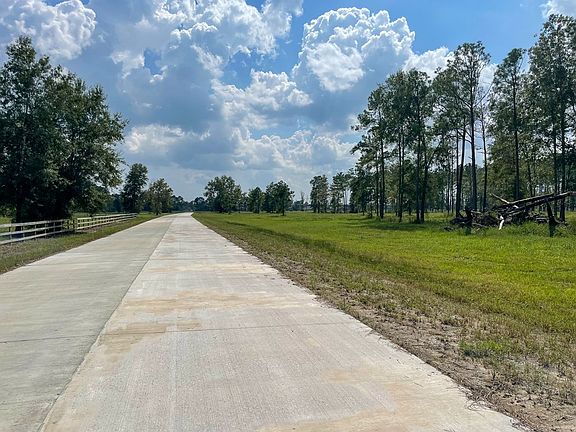 2nd image of 2885 Cypress Shadows Ln
