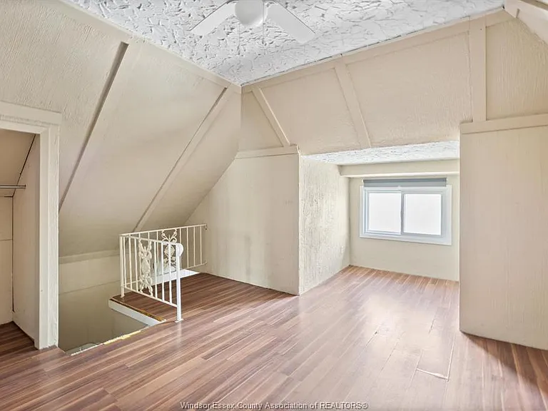 835 Moy Ave #UPPER — Photo 10