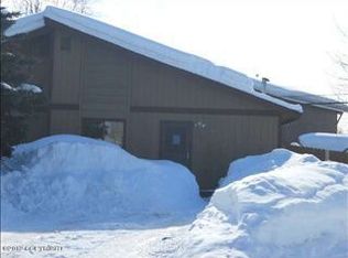 237 Red Leaf Cir, Anchorage, AK 99504