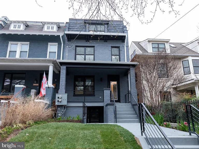 1321 Shepherd St NW — Photo 1