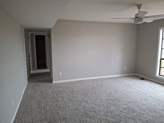 3rd image of 3602 Conger Rd SW