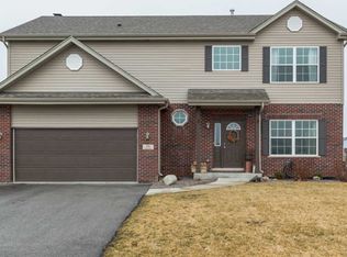 809 Blarney Rd, New Lenox, IL 60451